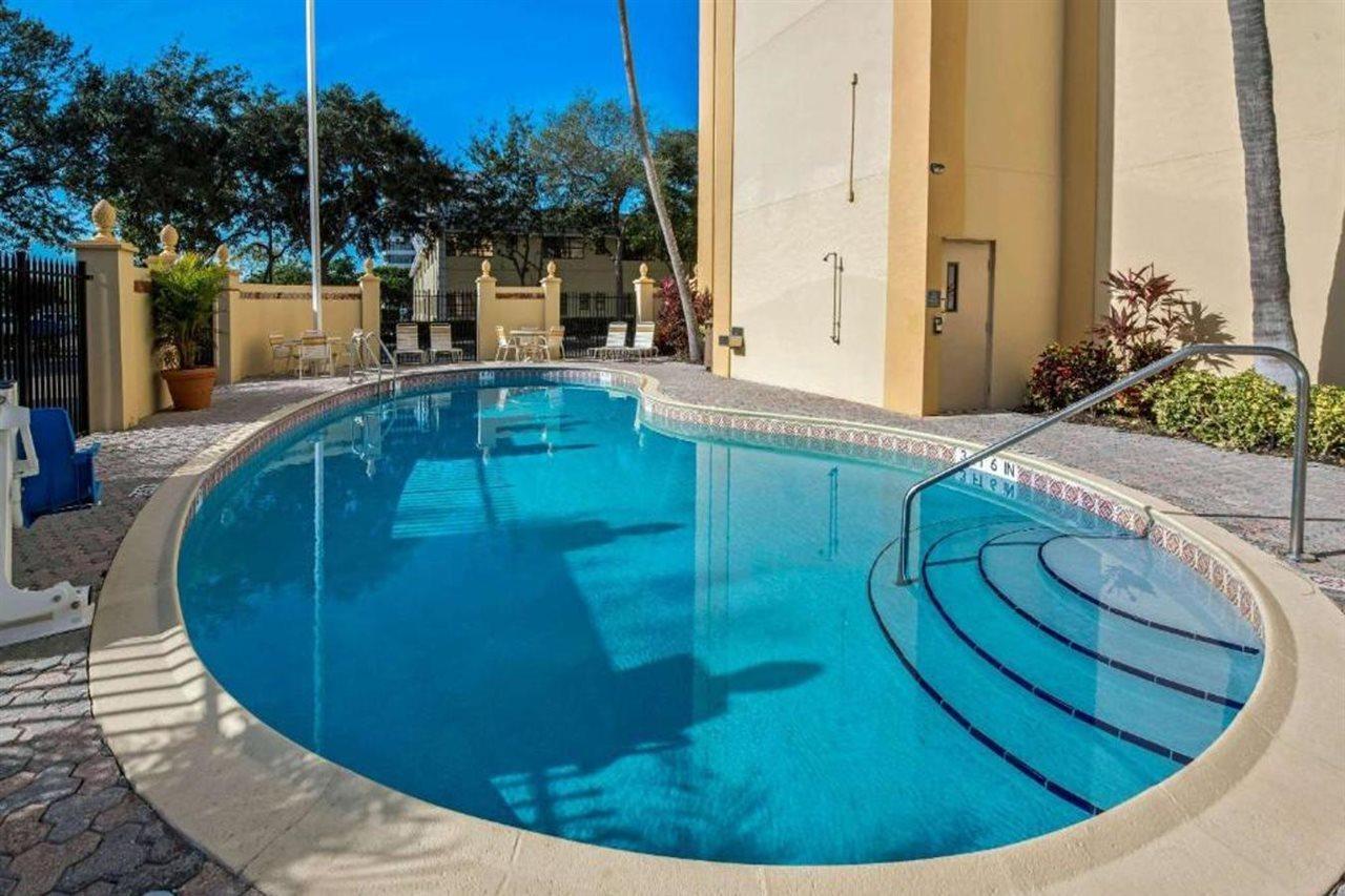 La Quinta By Wyndham West Palm Beach Airport Buitenkant foto
