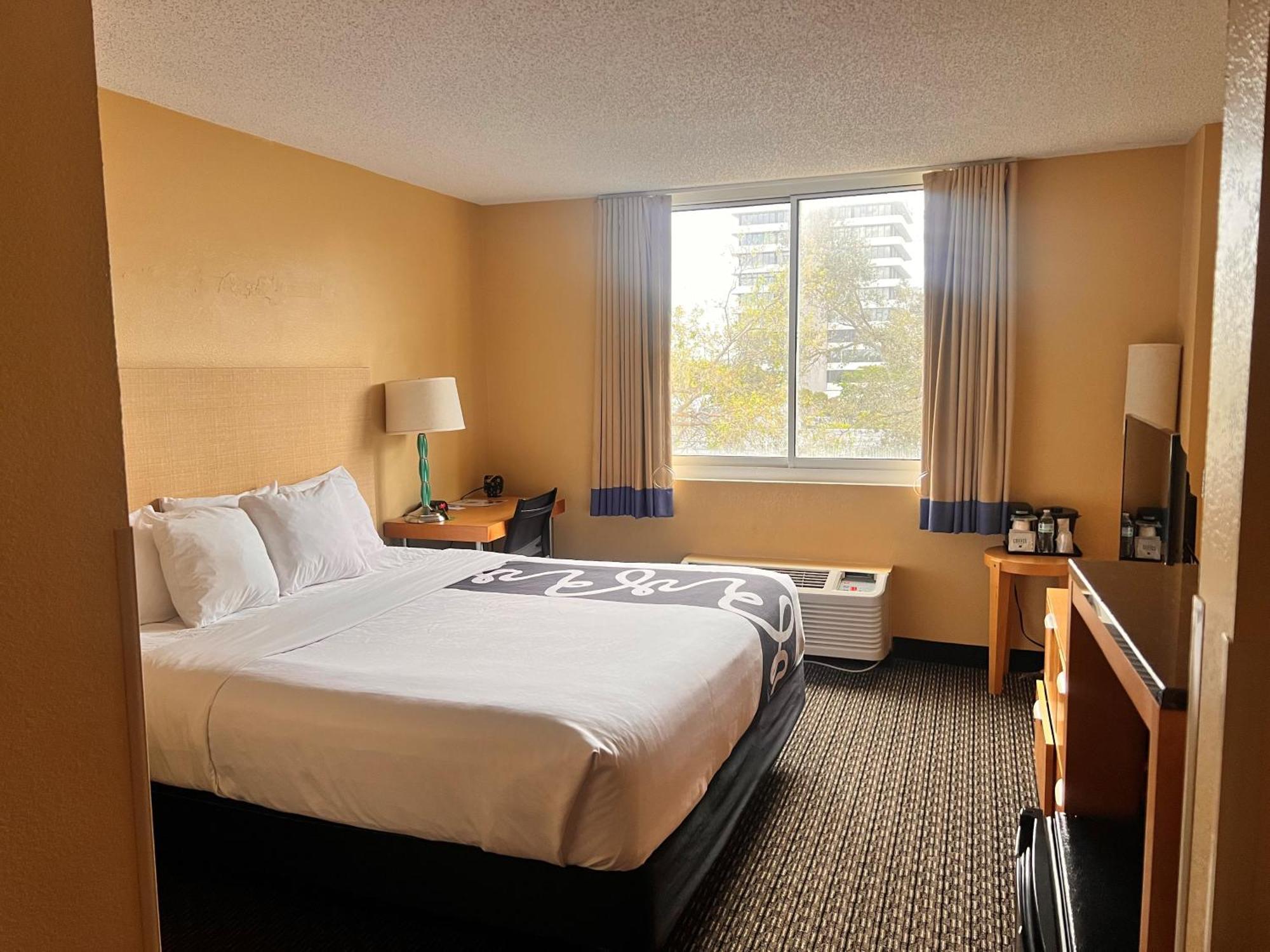 La Quinta By Wyndham West Palm Beach Airport Buitenkant foto